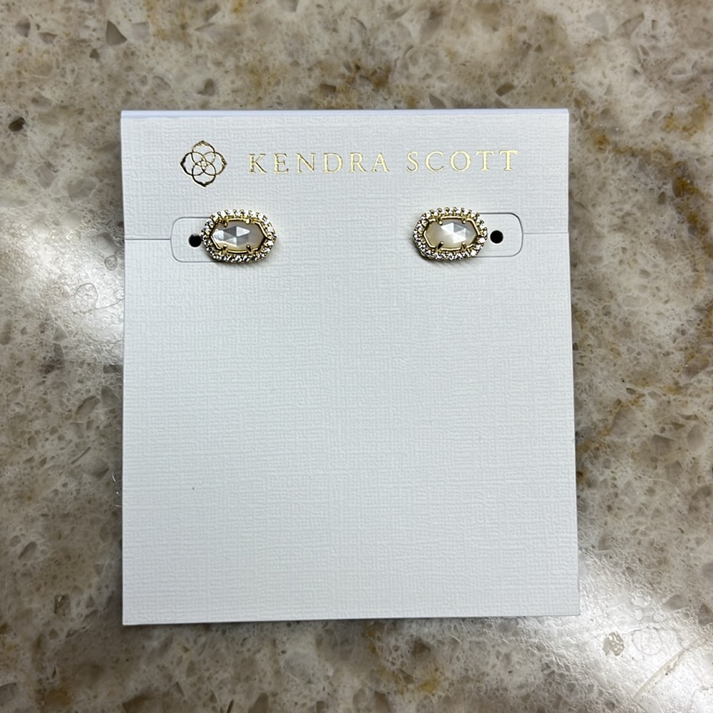 NWT Kendra Scott Cade Earrings